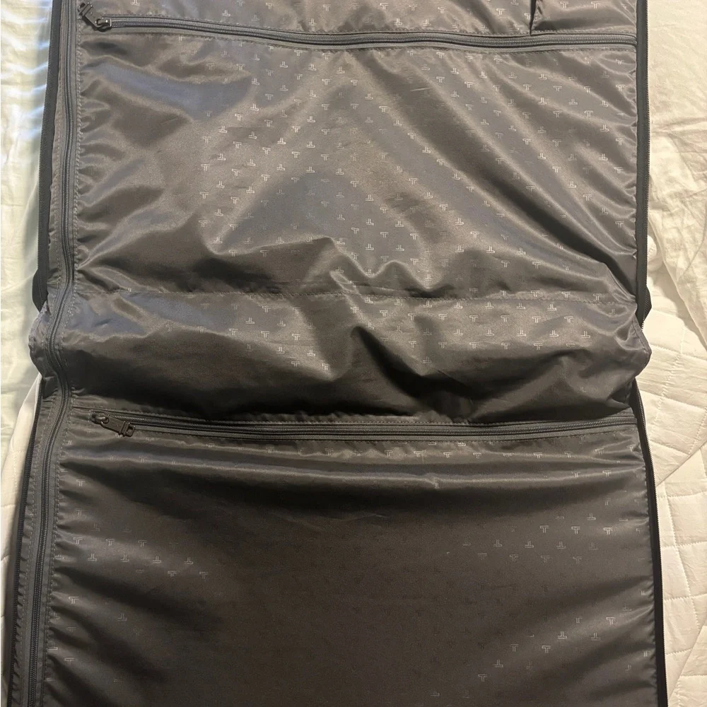Tumi Alpha 2 Luggage Black Wheeled Carry on Garment Bag